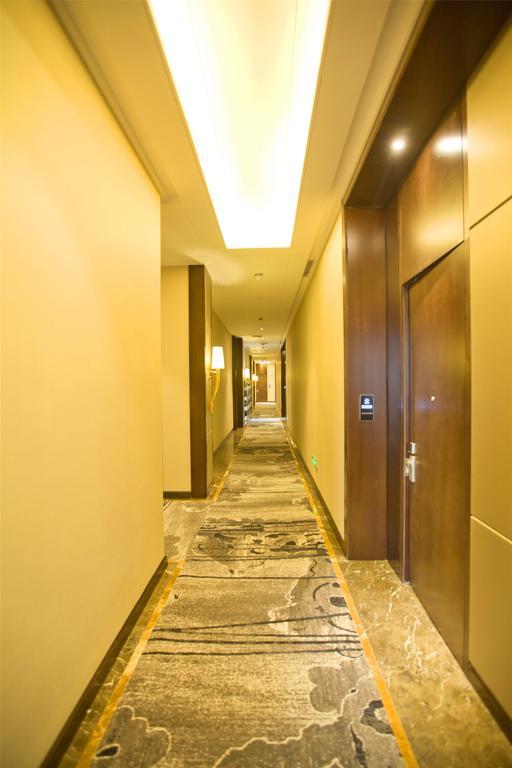 Sovereign Regency Hotel Taiyuan Exterior photo