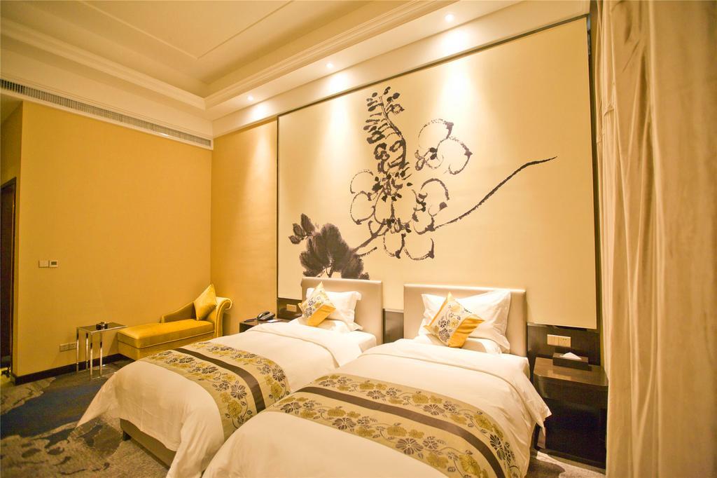 Sovereign Regency Hotel Taiyuan Room photo
