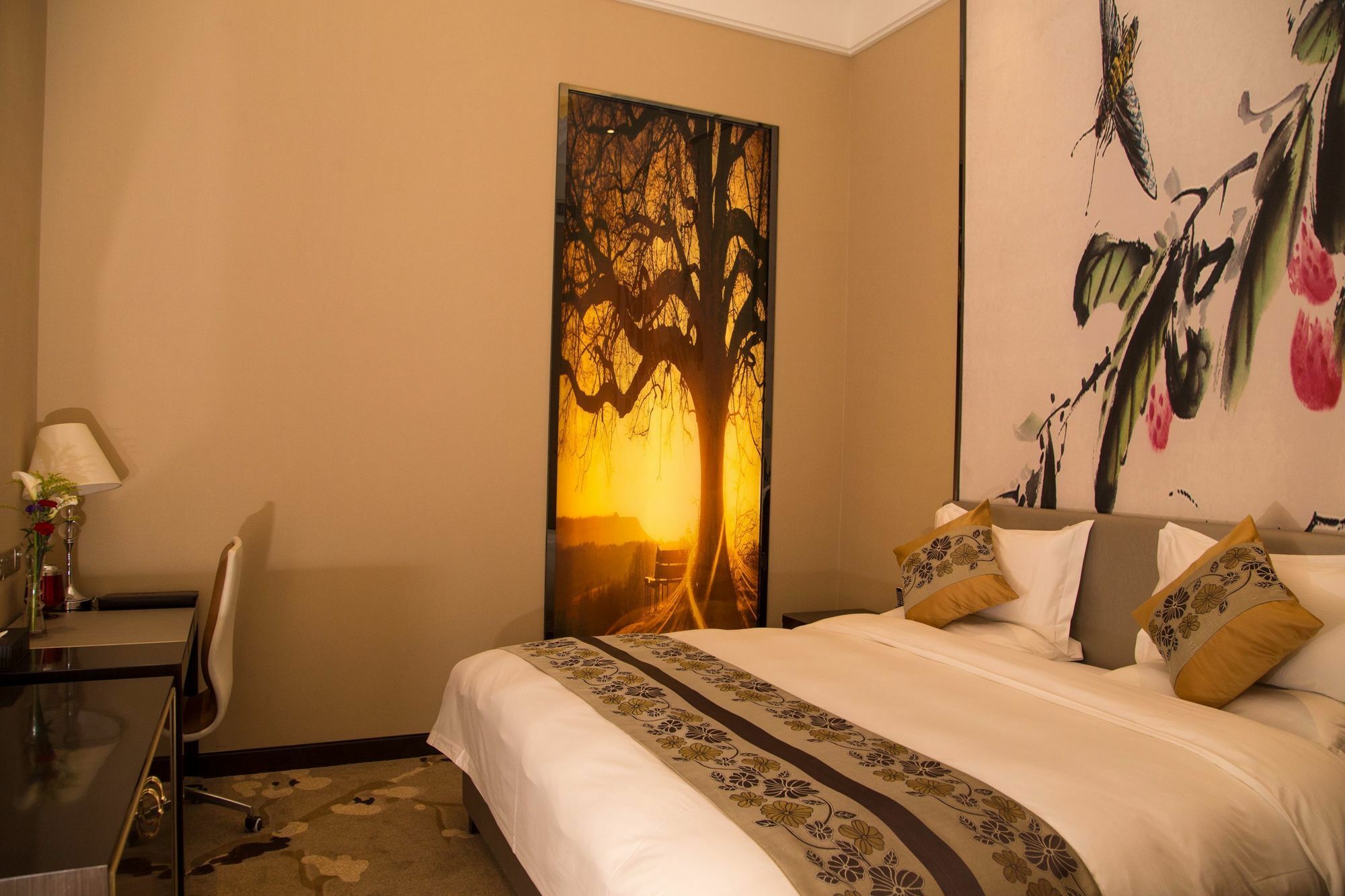 Sovereign Regency Hotel Taiyuan Exterior photo